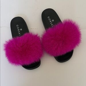 GORSKI Fox Fur Fuchsia Slides with Black Sole